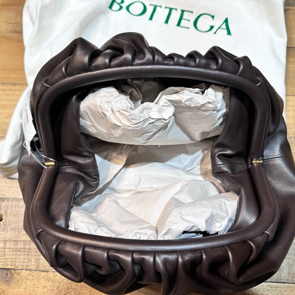 Bottega Veneta leather pouch clutch - Picture 4 of 6